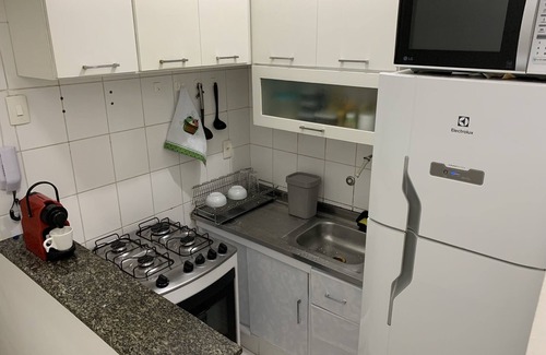 Copacabana Apartamento | Ape 200 Metros da Praia e Metrô