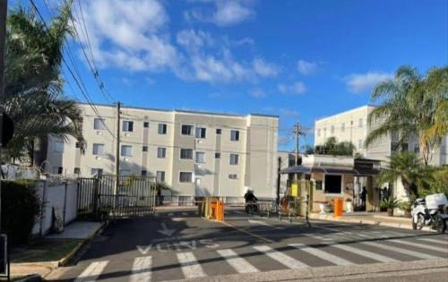 Botucatu Apartamento | APE 201 - Cama King, WiFi, Garagem Coberta, Portaria 24h, Centro