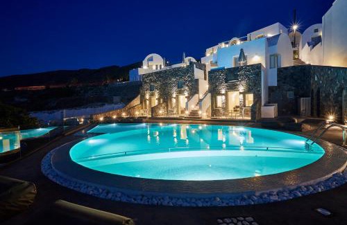 Finikia Hotel | Aperanto Suites