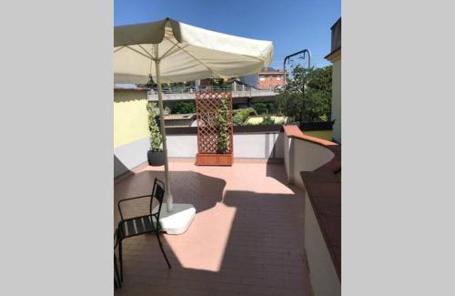 San Leonardo Apartamento | Aperitivo in terrazza vicinissimo al centro.