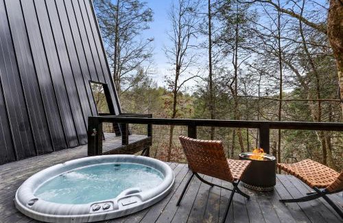 Cashes Valley Chalet De Esquí | Apex Treehouse in Blue Ridge, GA