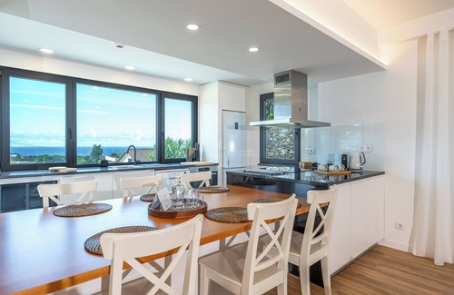 Ponta Delgada Casa | Ápice - by Azores Green Villas
