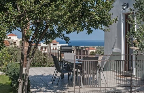 Spilia Casa | Apithano