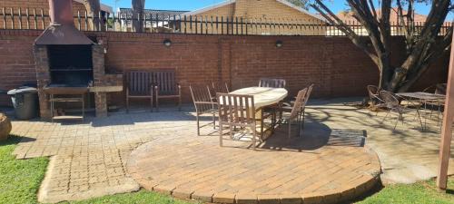 Mahikeng Casa | Apollo Guest House