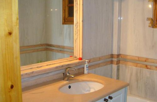 Apollonas Apartamento | Apollo's House