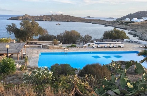 Ornos Casa | APOLLON VILLA FRENTE AL MAR, PLAYA + PISCINA, EN UN RESORT PRIVADO