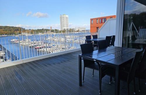 Travemuende Apartamento | App 18 Penthouse "Yachtblick" am Passathafen Travemünde PVA018