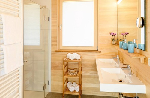Riezlern Apartamento | App./ Fewo 1 Cristen, ducha, inodoro, 2 habitaciones - Gastler Chalet