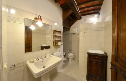 San Pietro a Cegliolo Apartamento | APP. GIRASOLE x4 Beautiful farmhouse surrounded by nature, with swimming pool just 3 km from Cortona