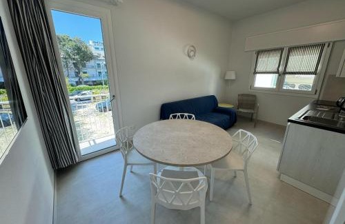 Lido di Jesolo Apartamento | App4rent Villa Zanetti - Appartamenti con spiaggia privata frontemare