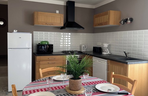 Saint-Sauveur-de-Cruzieres Apartamento | Appartement 4 Personnes Dans Mas Typiquement Ardéchois