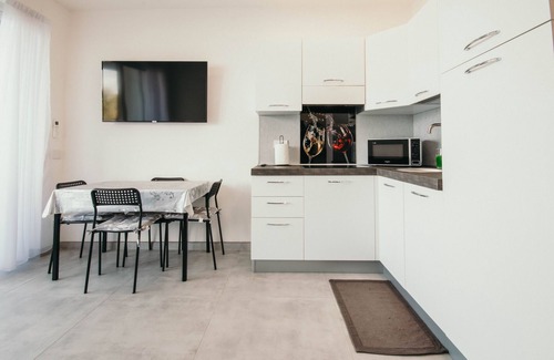 Villaggi Apartamento | CA. Appartamento Ferdi - Lakeside L&B
