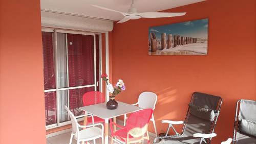 Pointe de la verdure Apartamento | Appart élégant - Wifi, Parking & Plage à pied, Proche du centre-ville du Gosier