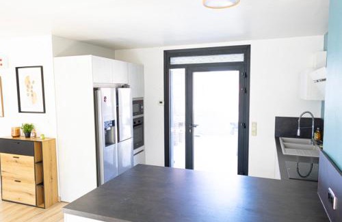 Lille Casa | Appart 10 pers - Lille Lambersart - Parking & Terrasses