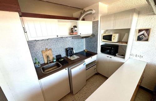 Port-la-Nouvelle Apartamento | Appart 2 pièces à 50m plage avec balcon et parking, 6 couchages - FR-1-229C-99