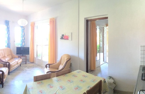 Porticcio Apartamento | Appart 4/5 Pers. 50 m² con 2 dormitorios, piscina, jardín y vista al golfo de Ajaccio