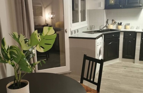 Cergy Apartamento | Appart 70m2 Cergy 95 France 2 bedrooms