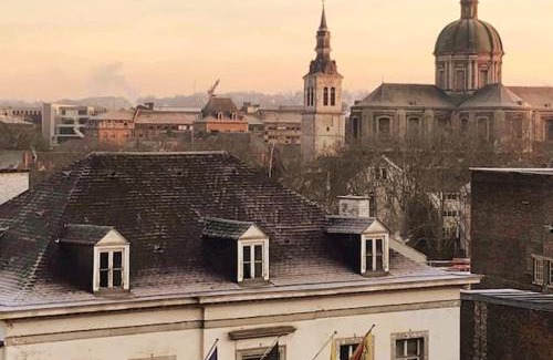 Namur Apartamento | Appart 8 pers 10' à pied du centre:Le Savoie Namur