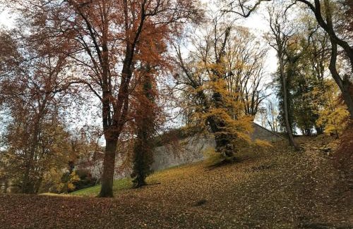 Namur Apartamento | Appart 8 pers 10' à pied du centre:Le Savoie Namur