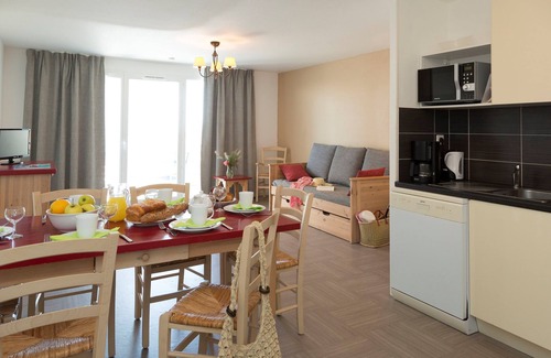 Plougasnou Condominio | Super Endroit! Appart Abordable à 300m de la Plage + Accès Piscine Chauffée