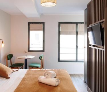 Saint-Junien Apartamento | Appart'hôtel Le Corot - Accès Autonome - Saint-Junien Centre