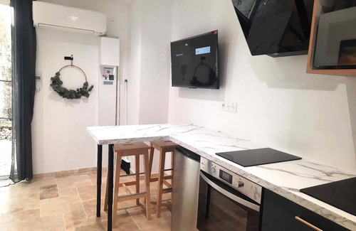 Tulette Apartamento | Studio n°2-Estudio-Moderno-Baño con ducha-Terraza