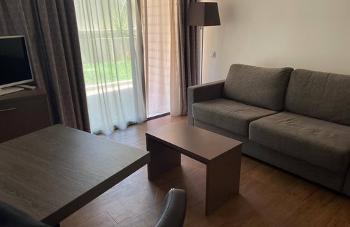 Le Suquet Apartamento | Appart/hotel with swimming pool 100m from the beach