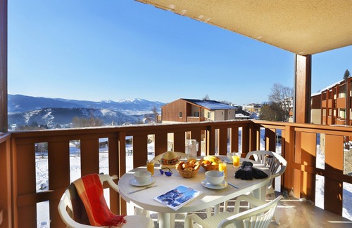 Font-Romeu-Odeillo-Via Condominio | Appart montagne cosy et équipé, accès piscine