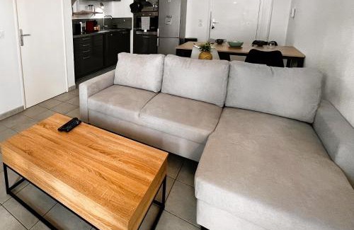 Miramas Apartamento | Appart Romarin - Proche Gare & Stadium