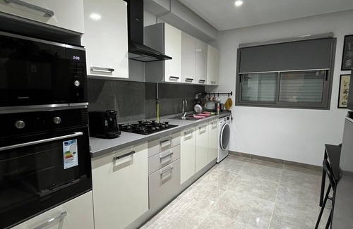 El Aouina Apartamento | Appart S+2 Neuf - Ain Zaghouen