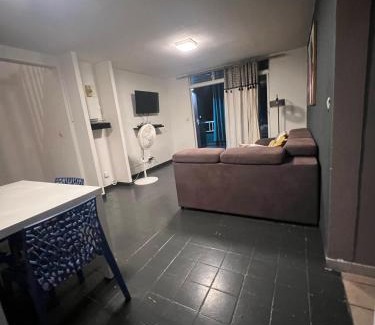 Sainte-Rose Apartamento | APPART SPA 20 MIN port croisière et aéroport