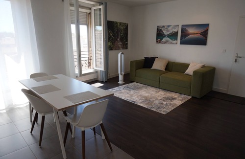Salon-de-Provence Apartamento | Appart/Suite Privilège XL with Parking