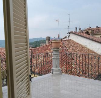 Cocconato Apartamento | Appartamenti Borgo Piazza