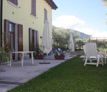 Bolognano-Vignole Apartamento | Appartamenti Gardastivo