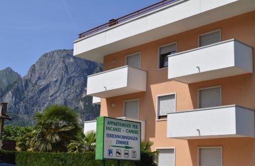 Riva del Garda Apartamento | Appartamenti per Vacanze "Villa Elvi"