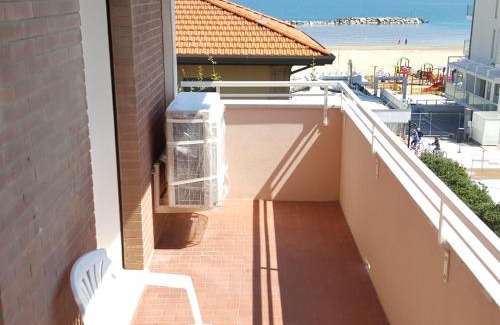 Viserbella Apartamento | Appartamento 3 camere con vista sul mare e parcheggio