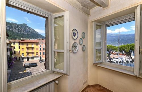 Bogliaco Apartamento | Appartamento Al Porto Vecchio - Theater Home
