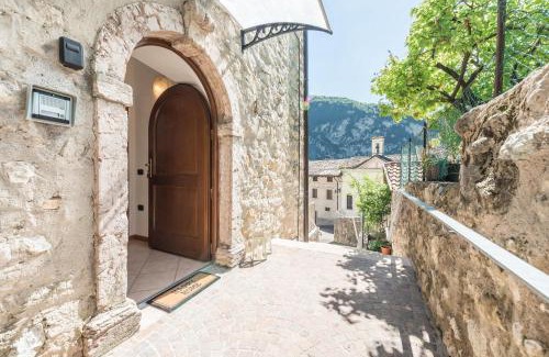 Canale di Tenno Apartamento | Appartamento Ania vista castello
