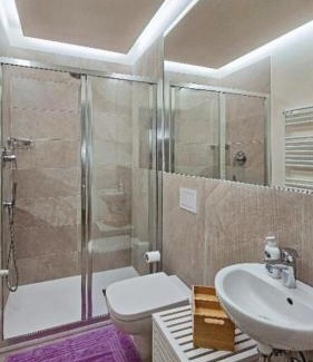 Sant' Ambrogio Apartamento | Appartamento centrale ed elegante nel centro