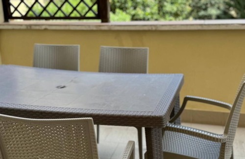 Quartiere XX Ardeatino Apartamento | Appartamento con Terrazza Relax e Confort
