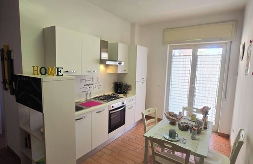 Rione Sanita Apartamento | Appartamento Familiare con 2 Camere da Letto