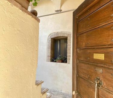 Trevi Apartamento | Appartamento La Corte di Trevi