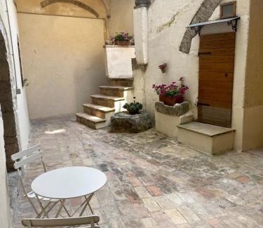 Trevi Apartamento | Appartamento La Corte di Trevi