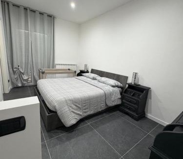Vertemate con Minoprio Apartamento | Appartamento LA CORTE