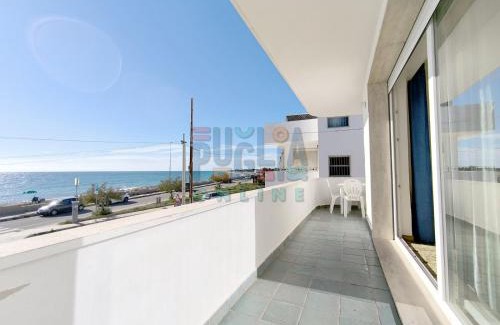 Torre Mozza Apartamento | Appartamento La Torre Fronte mare Primo Piano Puglia On line