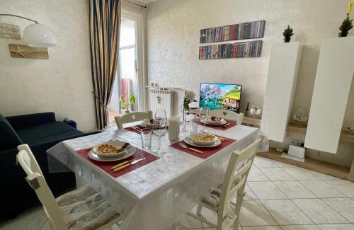 Quartiere XXXIII Lido di Ostia Ponente Apartamento | Appartamento piscina&mare