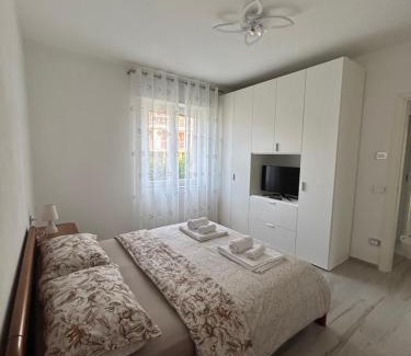 Luino Apartamento | Appartamento Rajmonda
