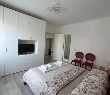 Luino Apartamento | Appartamento Rajmonda