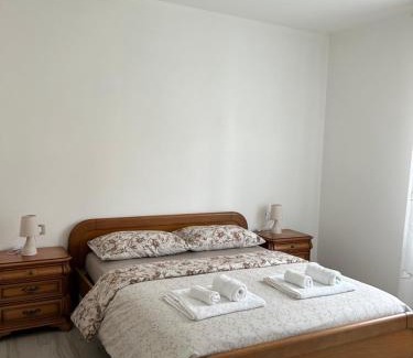 Luino Apartamento | Appartamento Rajmonda