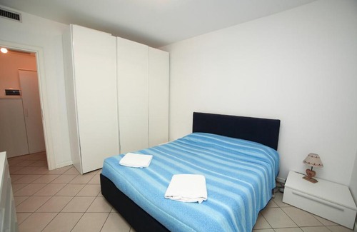 Pavia Apartamento | Appartamento Yana